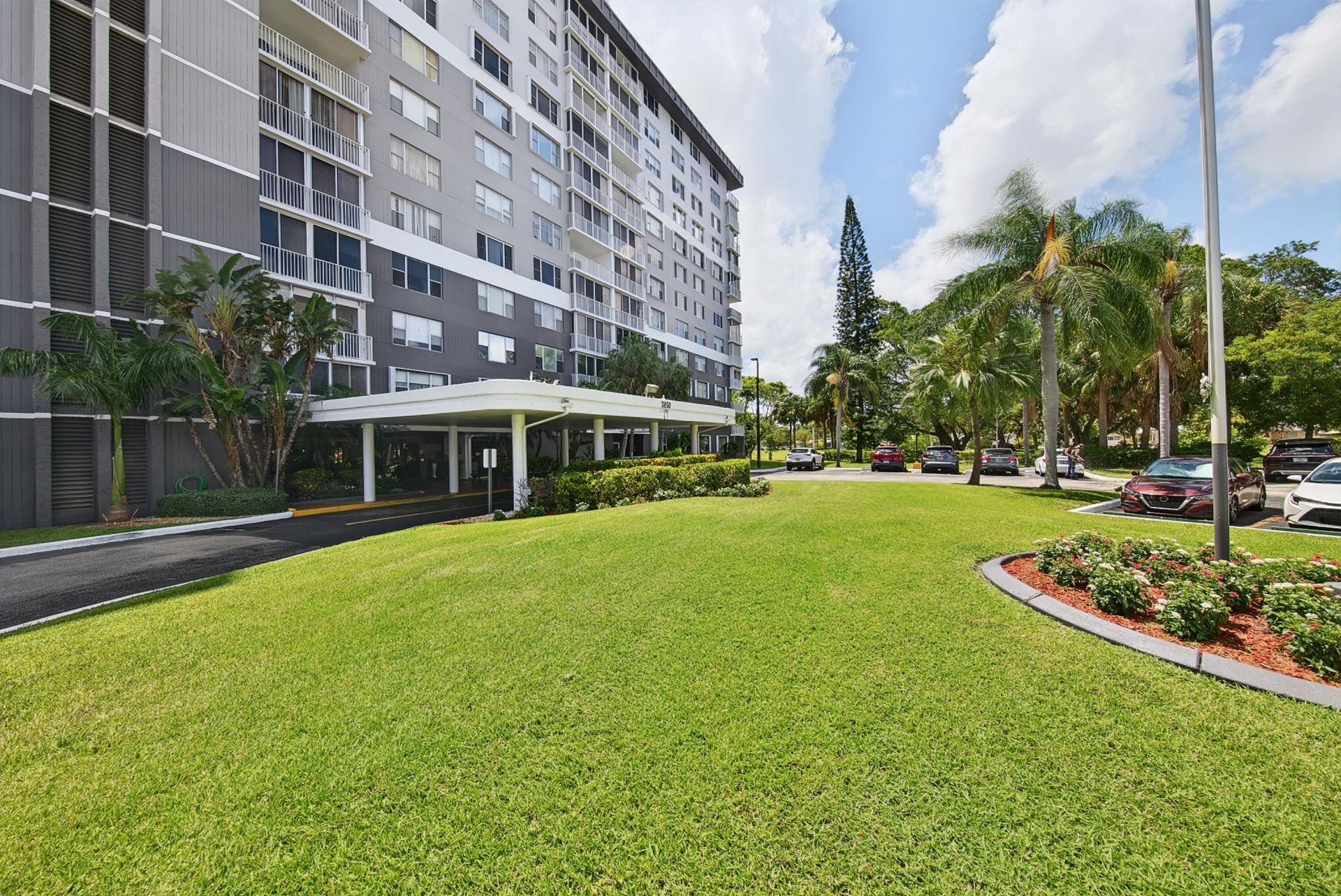 3850 Washington Street, Unit #212, Hollywood, FL 33021 Photo