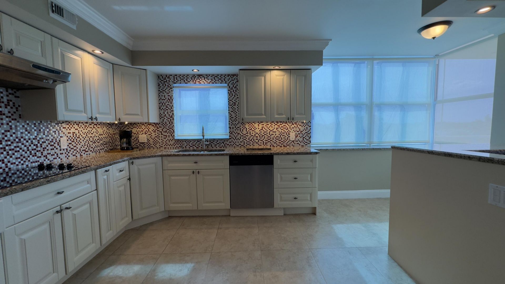 5200 N Ocean Boulevard, Unit 511a, Lauderdale by the Sea, FL 33308 Photo