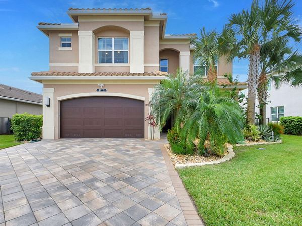 9712 Celtic Sea Lane, Delray Beach, FL 33446