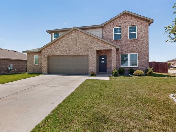 2601 Beech Creek Road, Glenn Heights, TX 75154