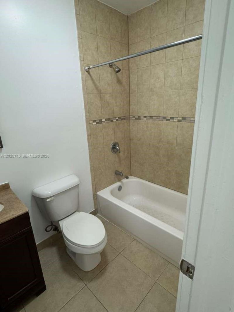 4035 SW 11th St , Miami, FL 33134 Photo