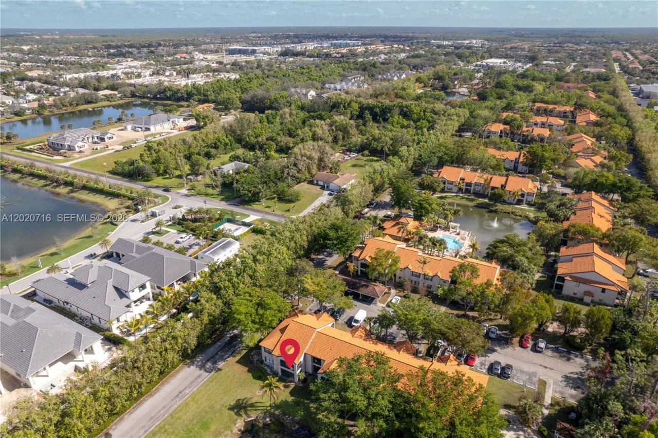 2094 Arbour Walk Cir , Unit 3018, Naples, FL 34109 Photo