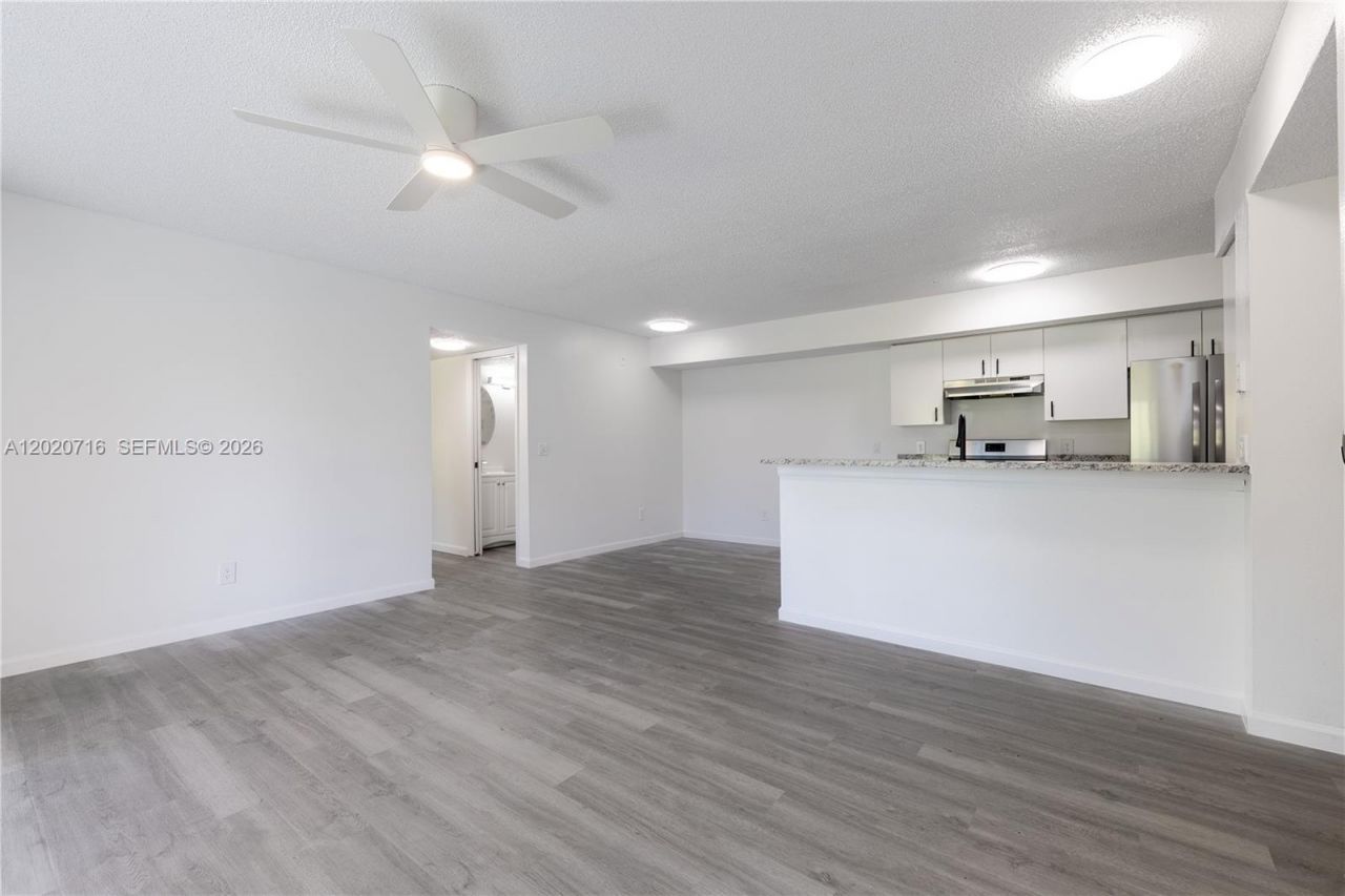 2094 Arbour Walk Cir , Unit 3018, Naples, FL 34109 Photo