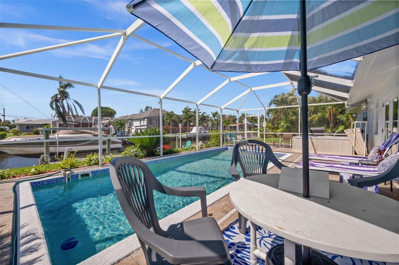 1432 Venetian Court, Cape Coral, FL 33904 Photo
