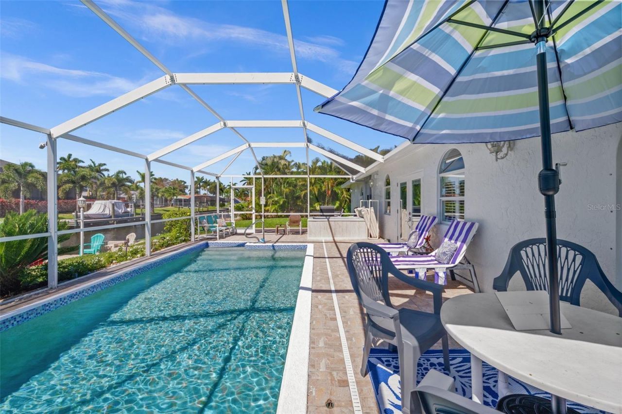 1432 Venetian Court, Cape Coral, FL 33904 Photo