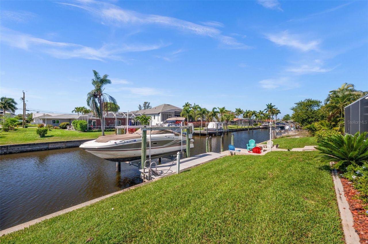 1432 Venetian Court, Cape Coral, FL 33904 Photo