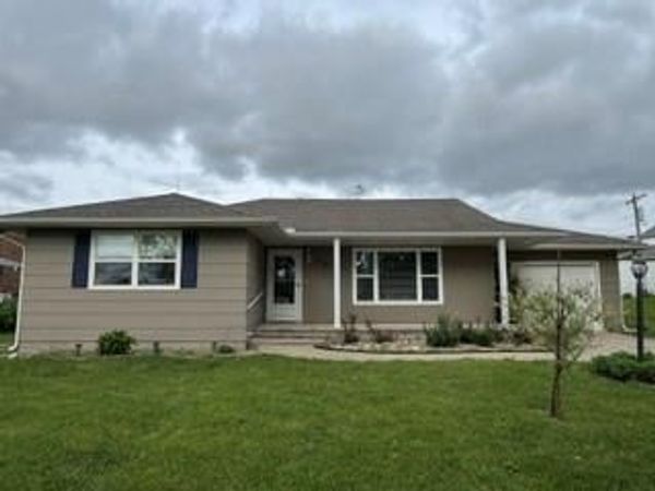 210 N Ohio Street, King City, MO 64463
