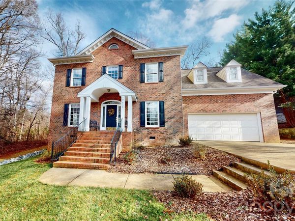7819 Red Oaks Trail , Waxhaw, NC 28173