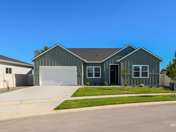 5200 W River Oaks Dr, Meridian, ID 83646