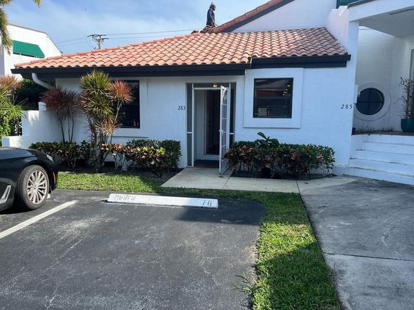 283 NW 36th Avenue, Deerfield Beach, FL 33442