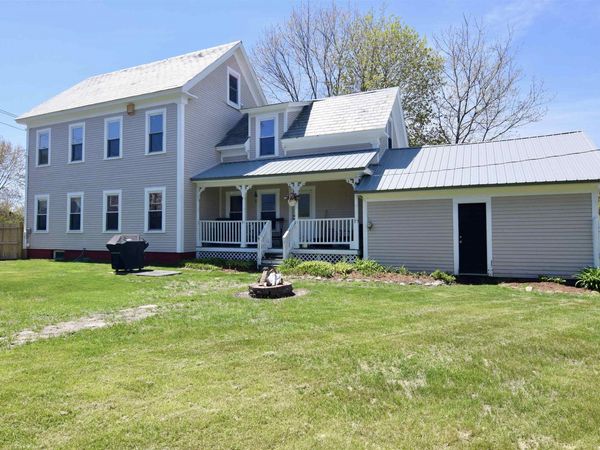 33 Court Street, Newport, NH 03773