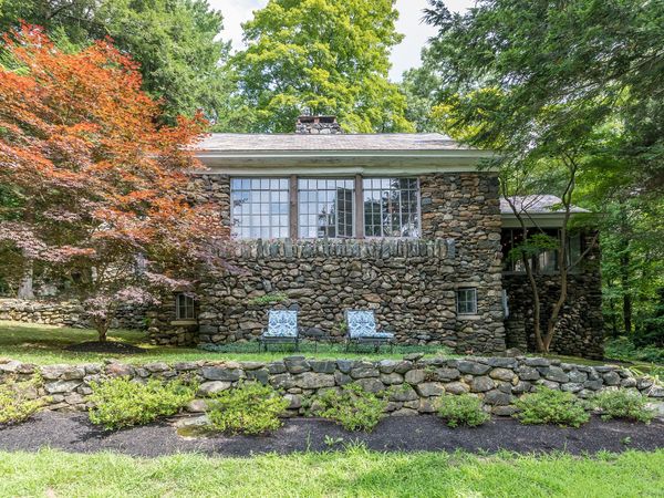 60 Leach Hollow , Sherman, CT 06784