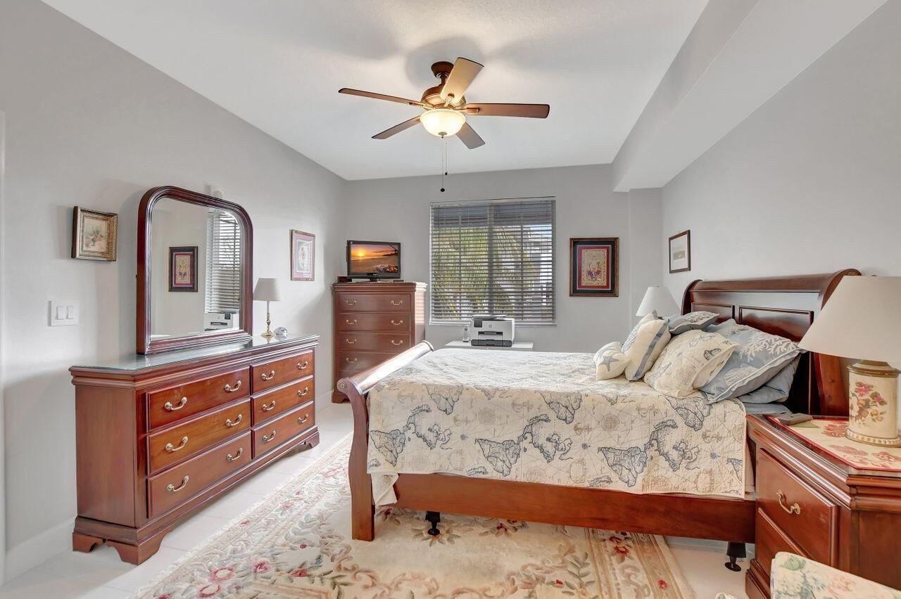 250 NE 3rd Avenue, Unit 1408, Delray Beach, FL 33444 Photo