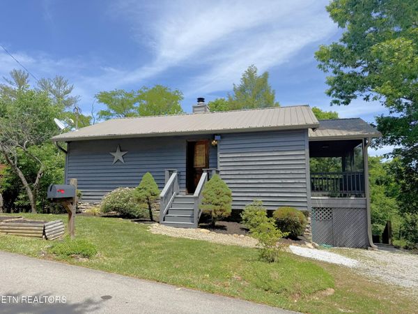 126 Cutter Gap Rd, Townsend, TN 37882
