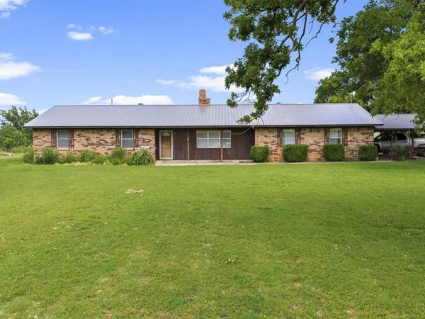 164 State Highway 89, Loco, OK 73442