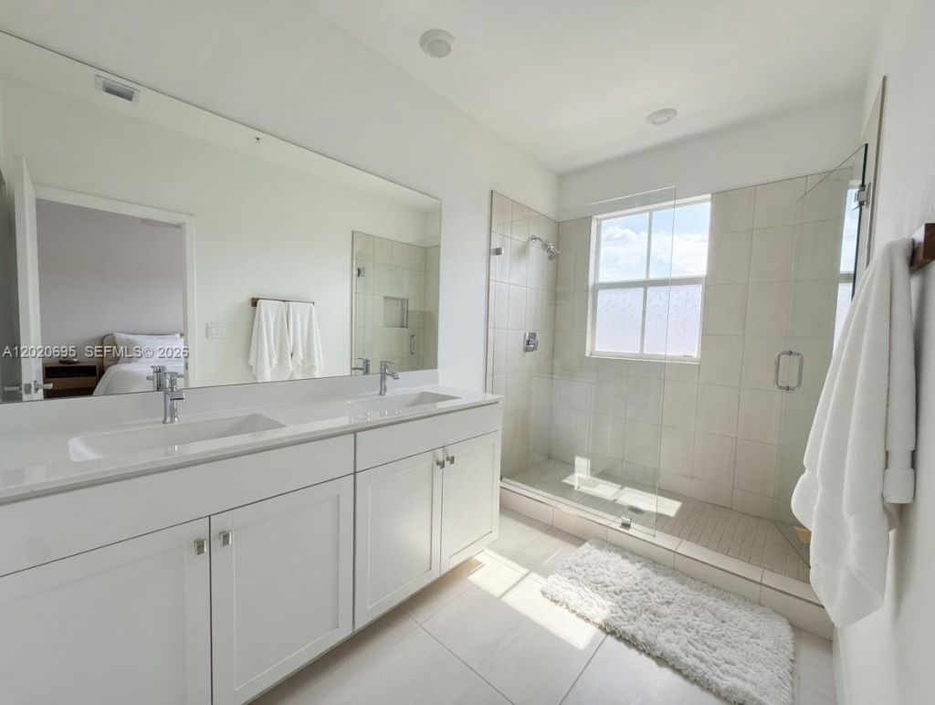 217 SW 170th Ave , Pembroke Pines, FL 33027 Photo