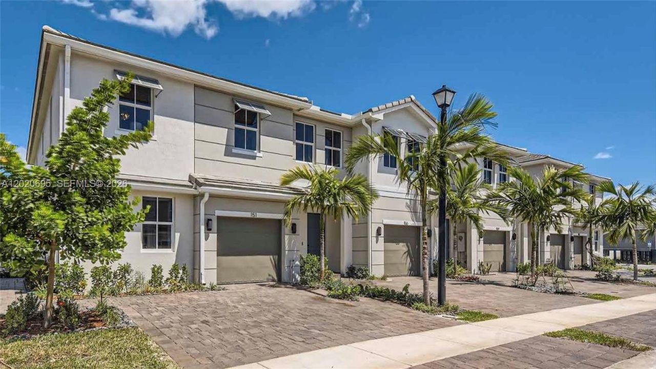 217 SW 170th Ave , Pembroke Pines, FL 33027 Photo