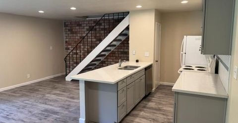 5128 Rhode Island Dr #2, Unit 2, Sacramento, CA 95841 Photo