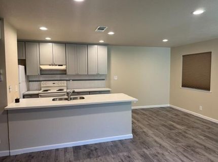 5128 Rhode Island Dr #2, Unit 2, Sacramento, CA 95841 Photo