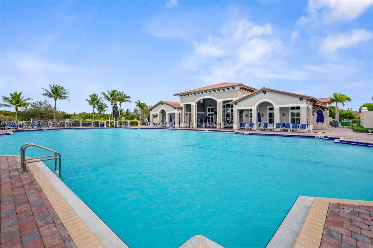 9133 SW 227th St , Unit 5, Cutler Bay, FL 33190 Photo