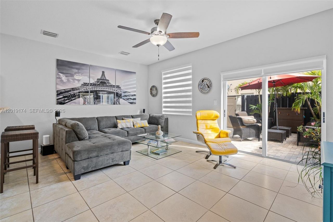 9133 SW 227th St , Unit 5, Cutler Bay, FL 33190 Photo