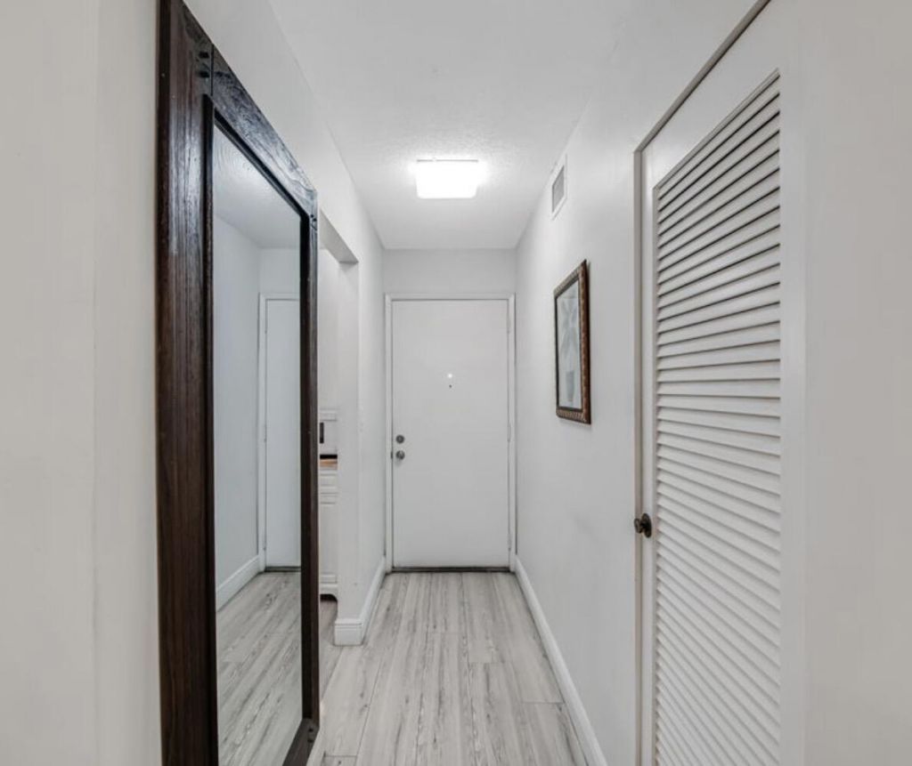 2855 Garden Drive S, Unit 102, Lake Worth Beach, FL 33461 Photo
