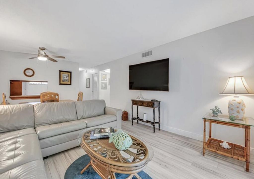 2855 Garden Drive S, Unit 102, Lake Worth Beach, FL 33461 Photo