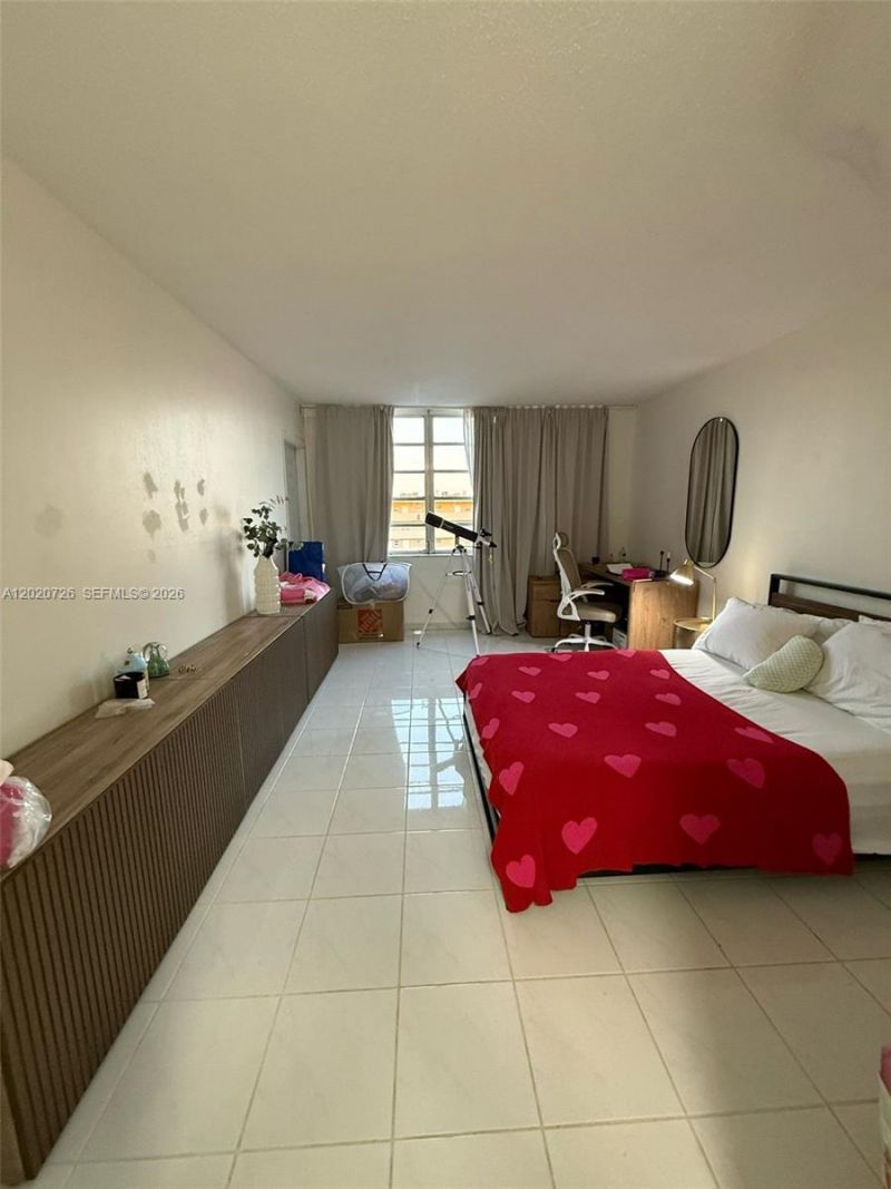 1770 NE 191st St , Unit 814-1, Miami, FL 33179 Photo
