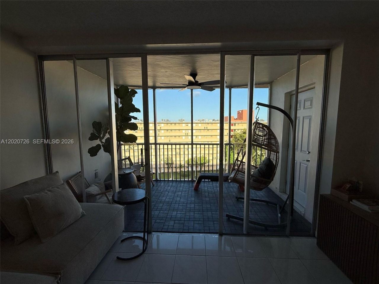 1770 NE 191st St , Unit 814-1, Miami, FL 33179 Photo