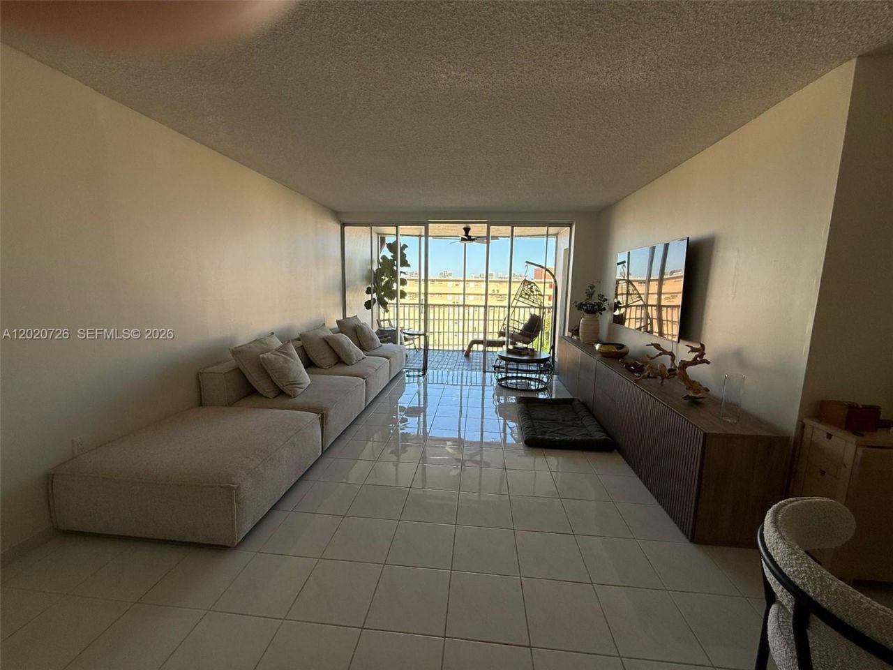 1770 NE 191st St , Unit 814-1, Miami, FL 33179 Photo