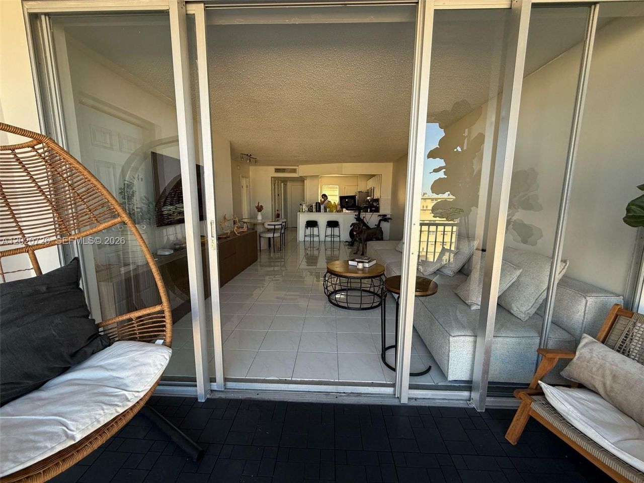 1770 NE 191st St , Unit 814-1, Miami, FL 33179 Photo