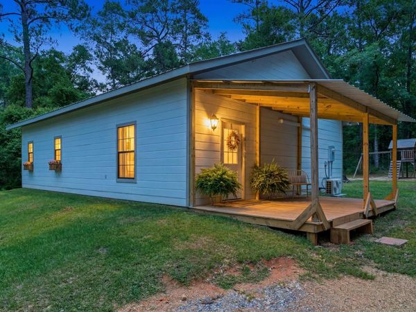 218 John Evans Rd., Petal, MS 39465