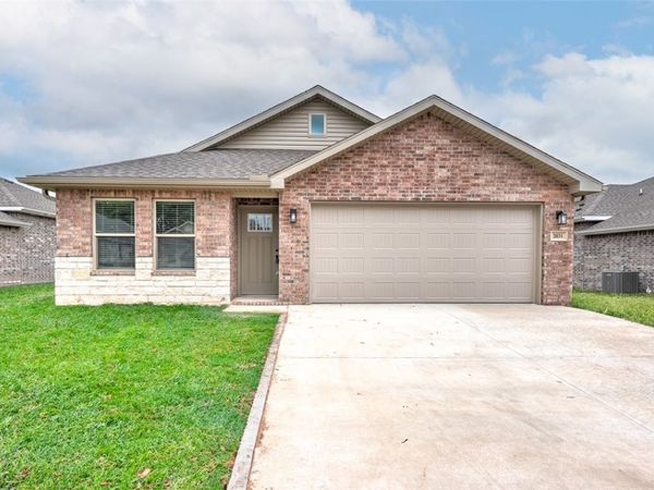2031 Bluebonnet Lane , Centerton, AR 72719
