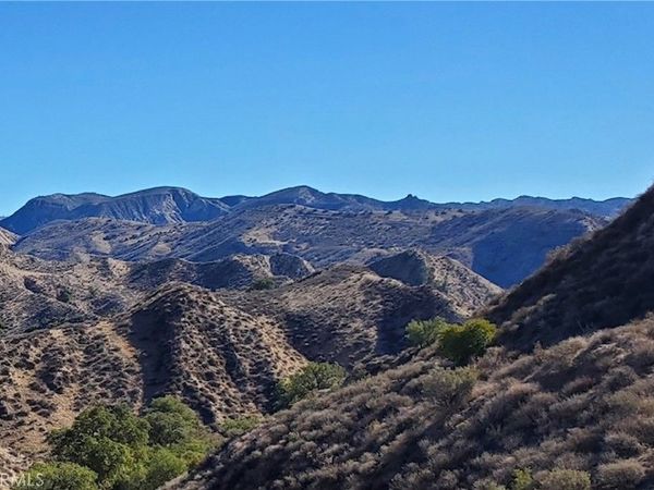 1 E Guiberson Road, Fillmore, CA 93015
