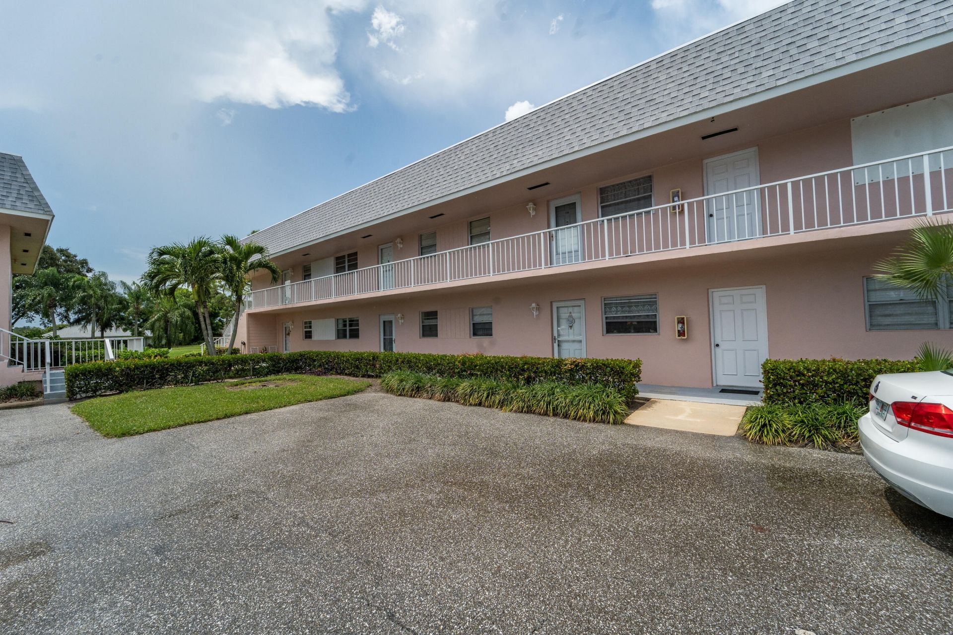 18081 SE Country Club Drive, Unit 132, Jupiter, FL 33469 Photo
