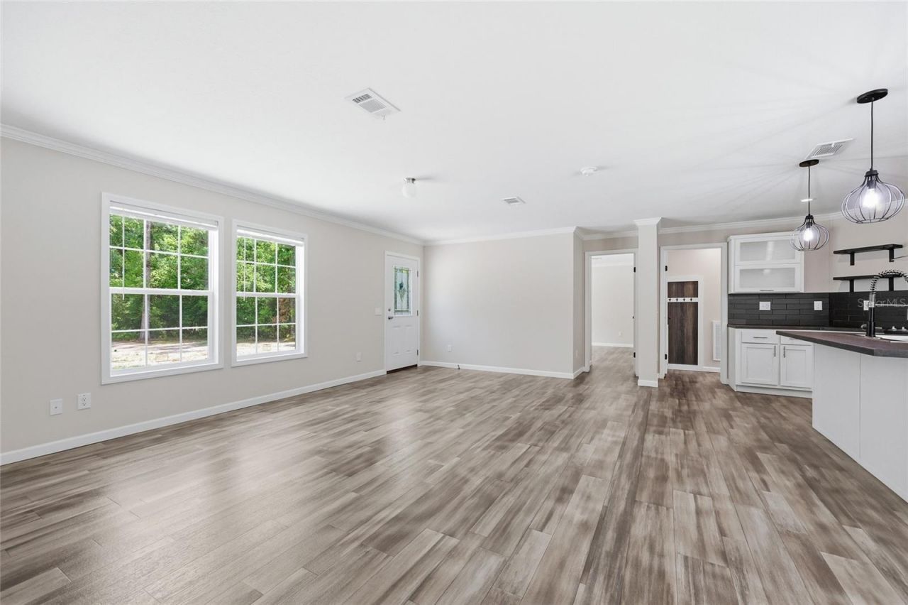 672 SW Newark Drive, Fort White, FL 32038 Photo