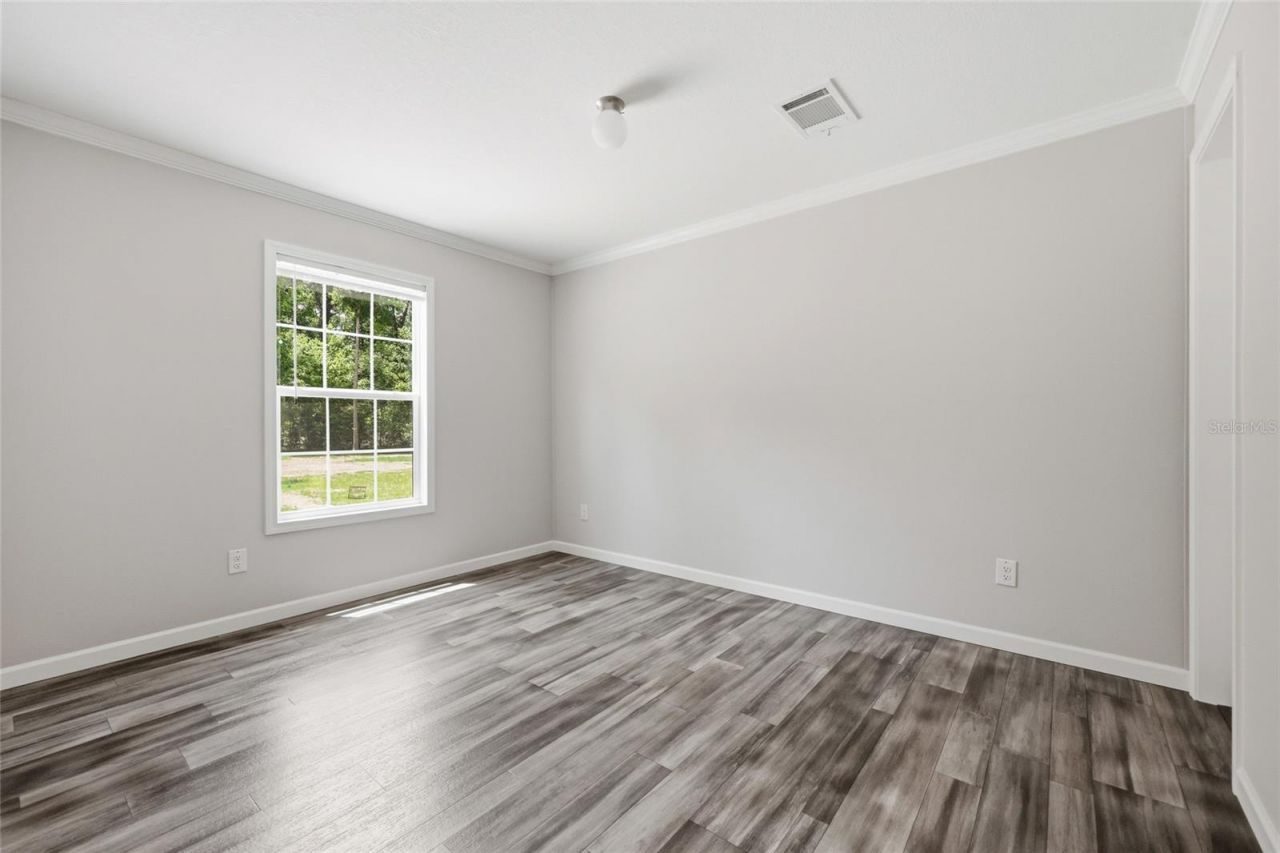 672 SW Newark Drive, Fort White, FL 32038 Photo