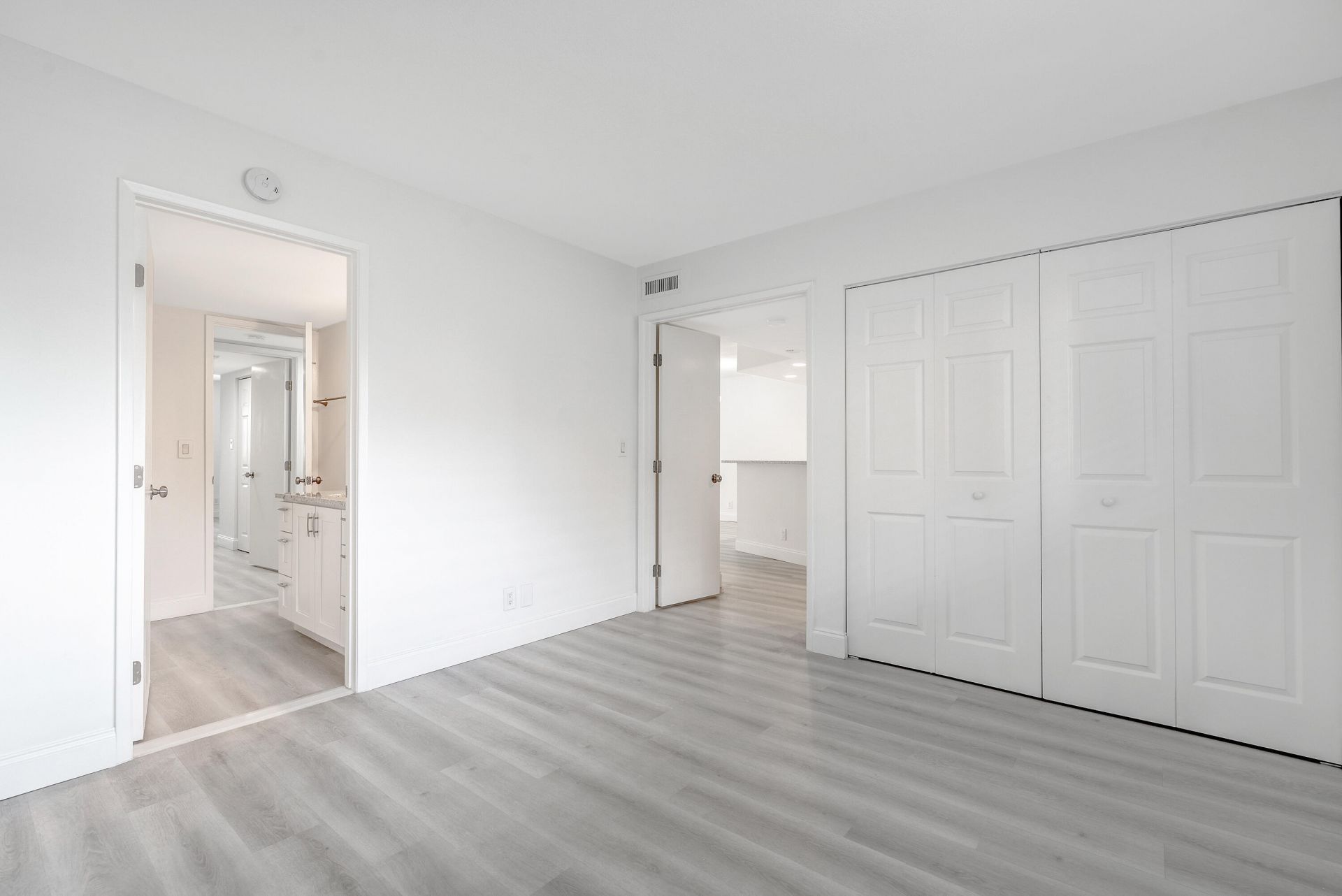 2208 S Cypress Bend Drive, Unit 407, Pompano Beach, FL 33069 Photo