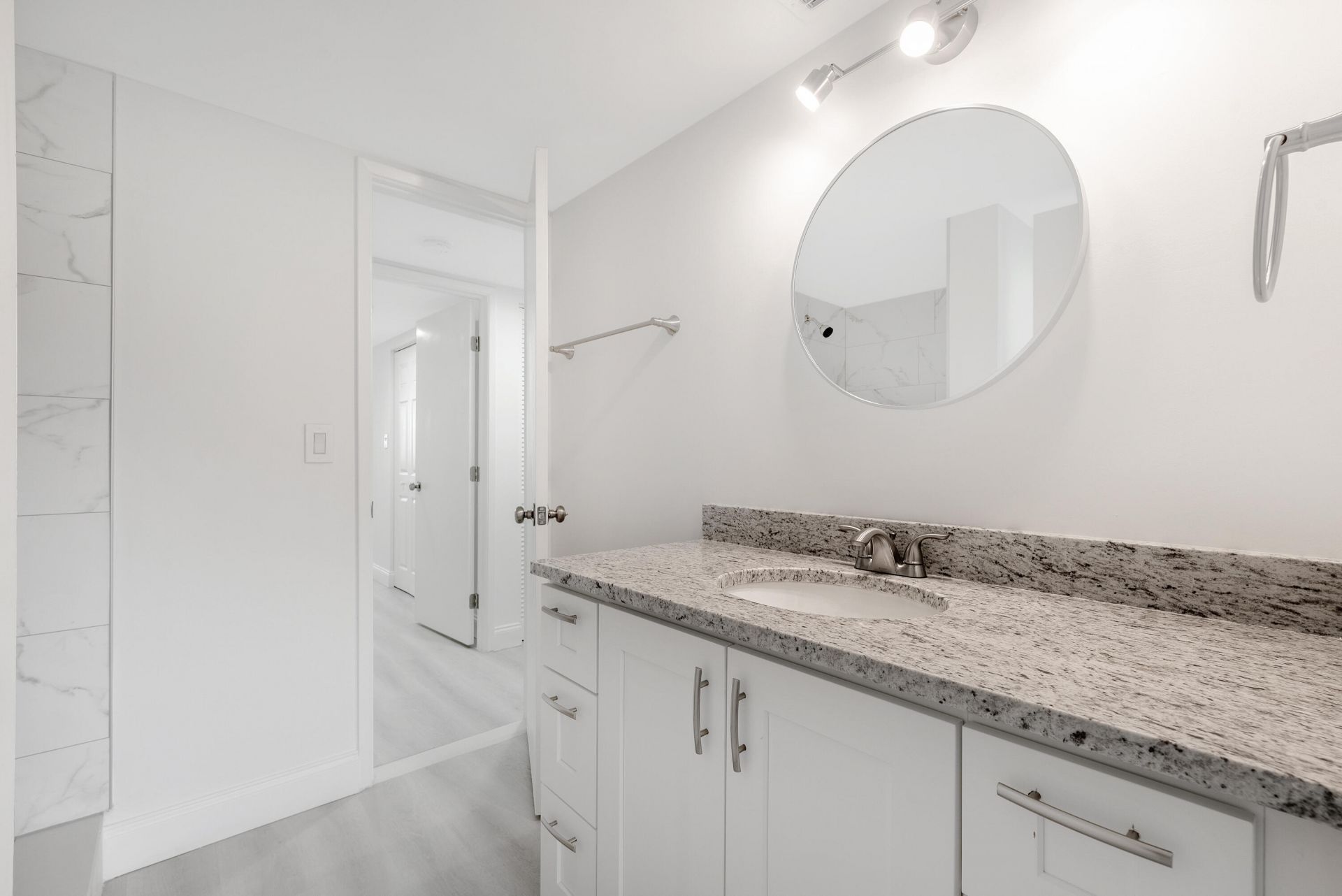 2208 S Cypress Bend Drive, Unit 407, Pompano Beach, FL 33069 Photo