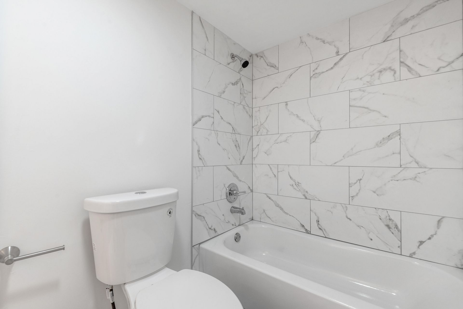 2208 S Cypress Bend Drive, Unit 407, Pompano Beach, FL 33069 Photo