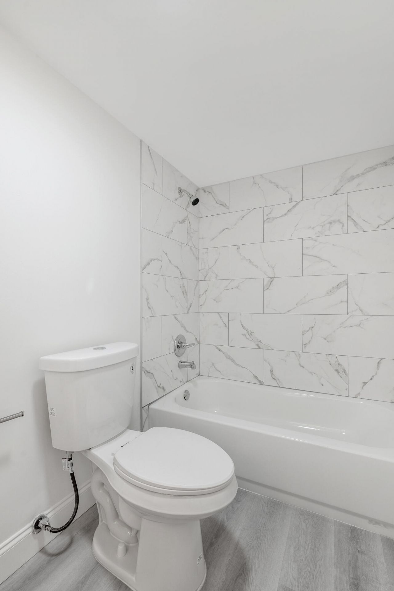 2208 S Cypress Bend Drive, Unit 407, Pompano Beach, FL 33069 Photo