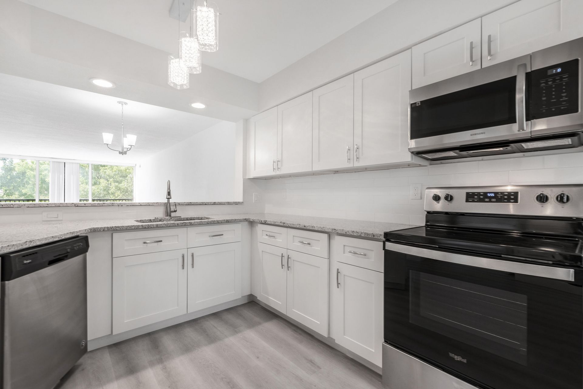 2208 S Cypress Bend Drive, Unit 407, Pompano Beach, FL 33069 Photo
