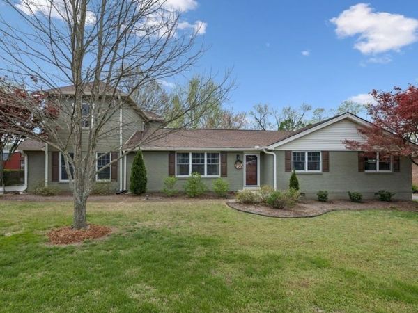 2913 Fernbrook Ln , Nashville, TN 37214