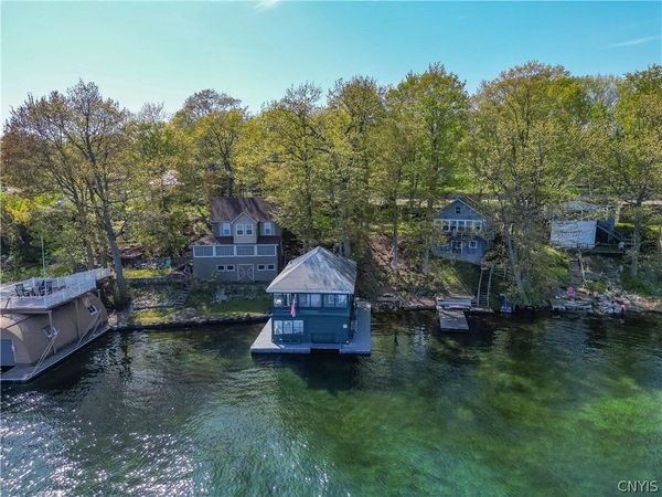 43270 County Route 100, Wellesley Island, NY 13640