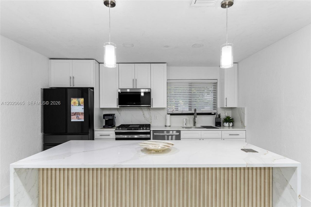 4700 NW 1st Ct , Plantation, FL 33317 Photo
