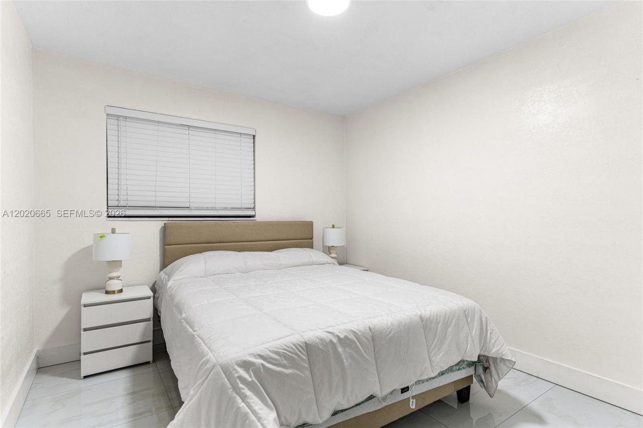 4700 NW 1st Ct , Plantation, FL 33317 Photo