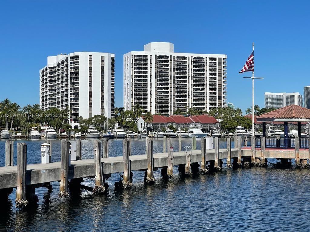 3610 Yacht Club Dr , Unit 1511 Penth, Aventura, FL 33180 Photo