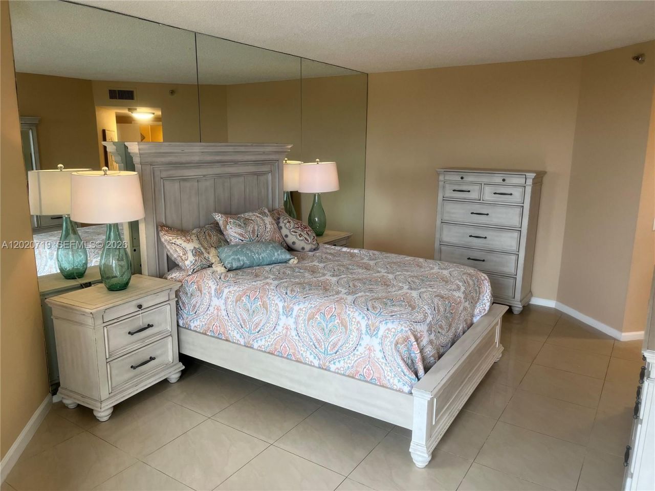 3610 Yacht Club Dr , Unit 1511 Penth, Aventura, FL 33180 Photo