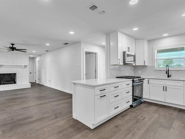 110 Twin Circle, Wortham, TX 76693