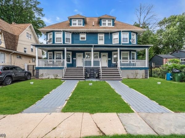 221 E 2Nd Ave, Roselle, NJ 07203